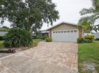 13511 RUSTIC PINES BOULEVARD S, SEMINOLE, FL 33776