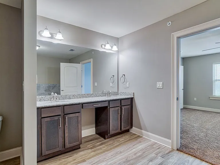 Grand Reserve at Canton — Photo 18
