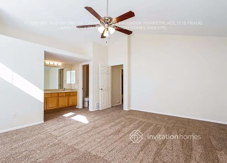 524 Fox Run Cir — Photo 18