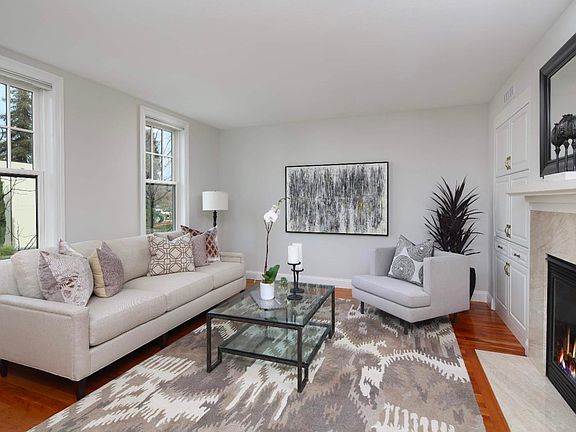 3rd image of 325 Channing Ave APT 116