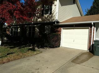 265 Spencer Pl, Saint Peters, MO 63376
