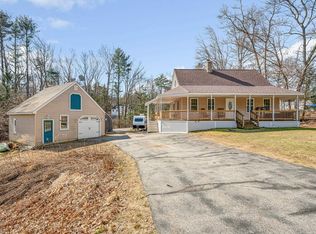 2 Tamworth Rd, Sandown, NH 03873