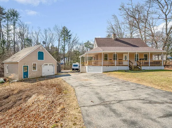 2 Tamworth Road, Sandown, NH 03873