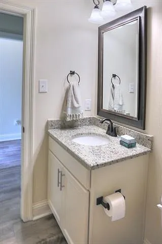 740 Jackson Ct — Photo 11