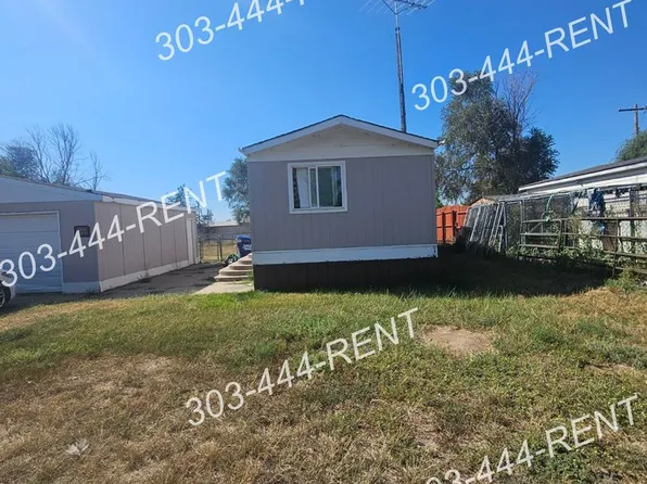 203 Oak St, Log Lane Village, CO 80705