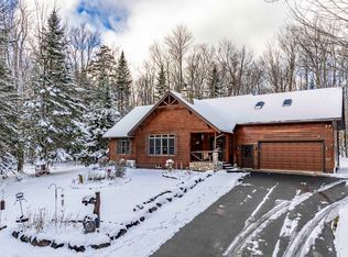 17 Uncas Rd, Inlet, NY 13360