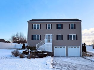 6 Marshall Cir, Peabody, MA 01960