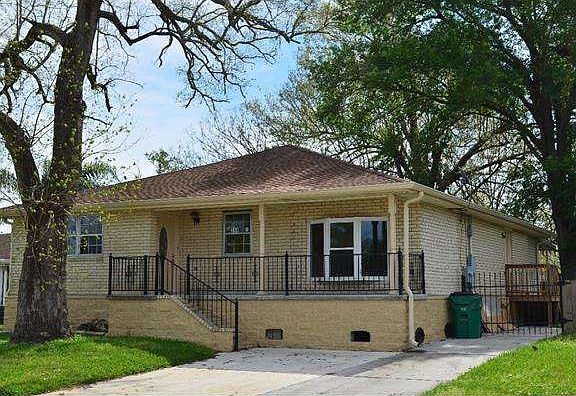 3rd image of 359 Buttercup Dr
