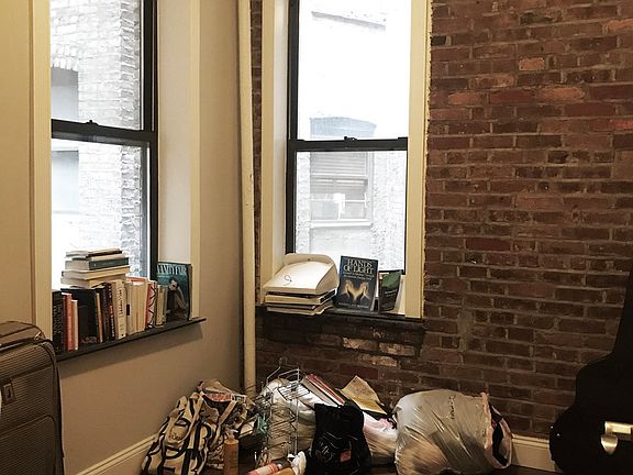 4th image of 309 E 8th St APT 2B