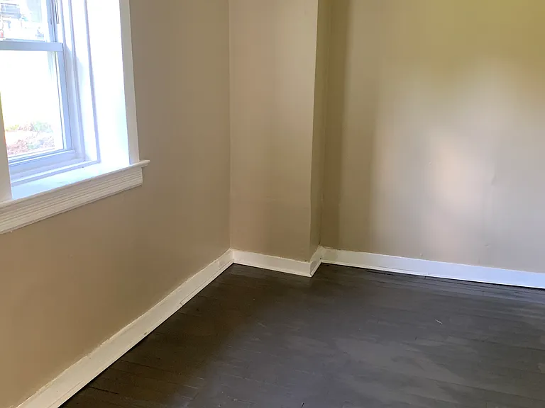 521 N Crystal St #LOWER — Photo 7