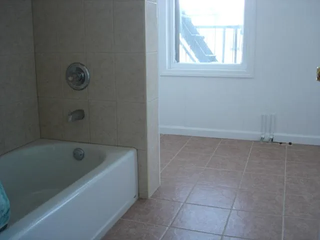 475 Monmouth St #4 — Photo 19