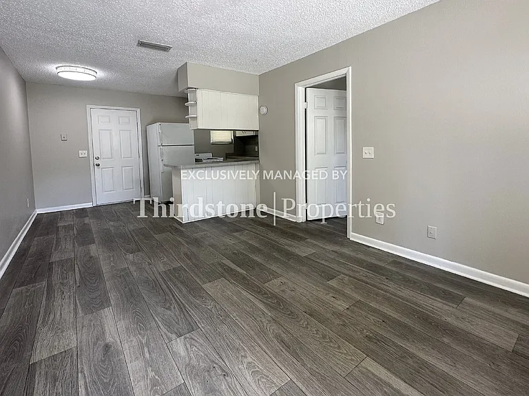 1160 Comanche St #2 — Photo 2