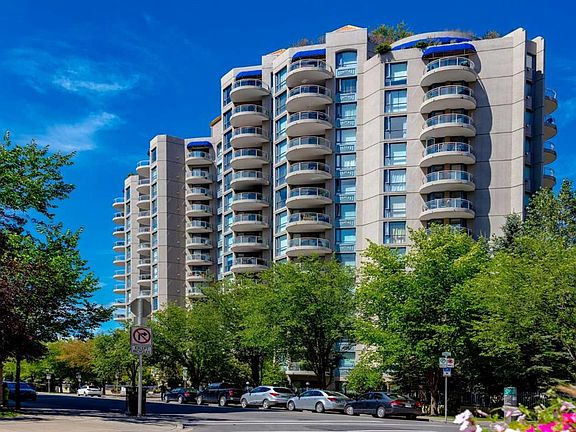 2nd image of 804 W 3rd Ave SW #1002