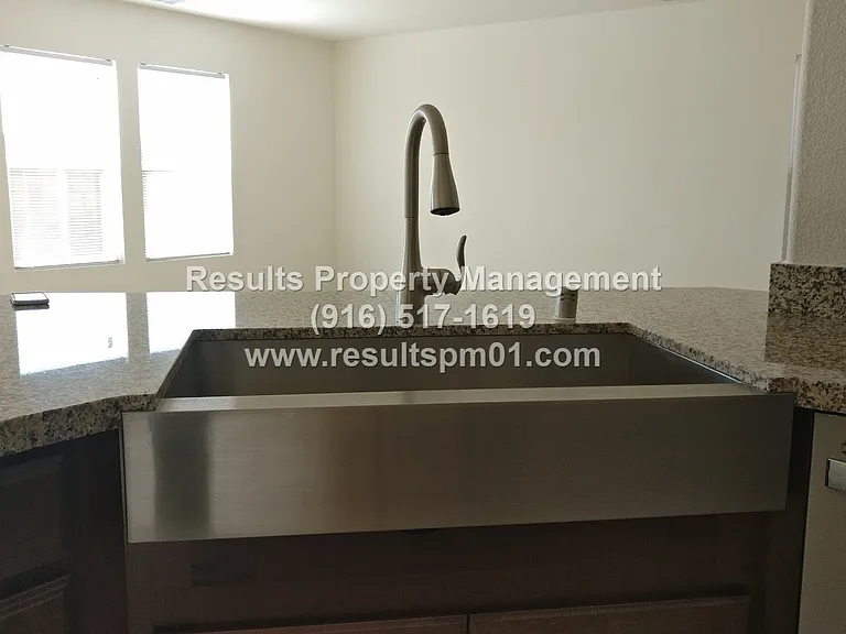 4329 Gentry Way — Photo 24