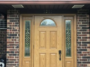 1211 Whispering Hills Ct APT 1A, Naperville, IL 60540