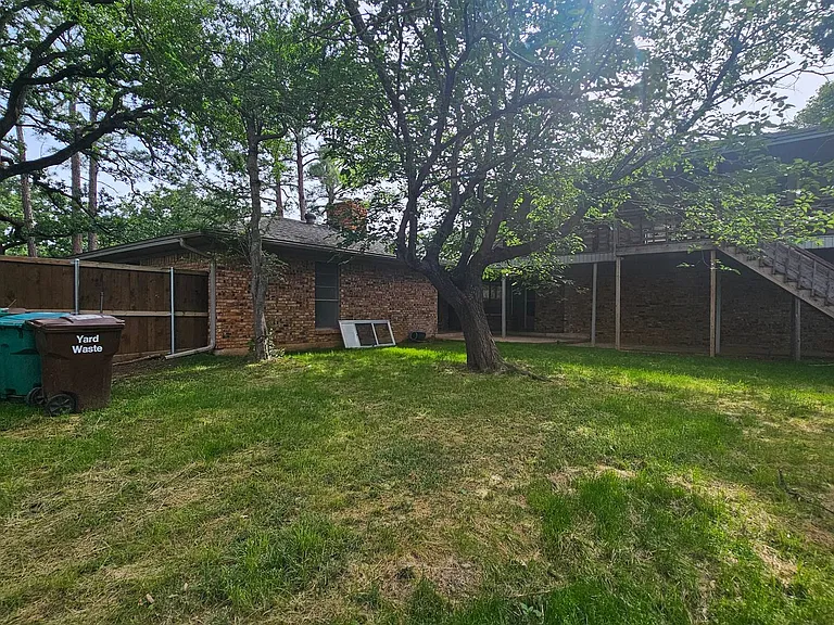 1908 Westridge St — Photo 82