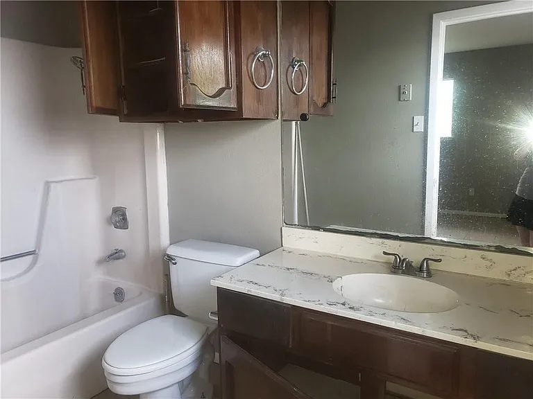 5057 Meandering Ln #C — Photo 7
