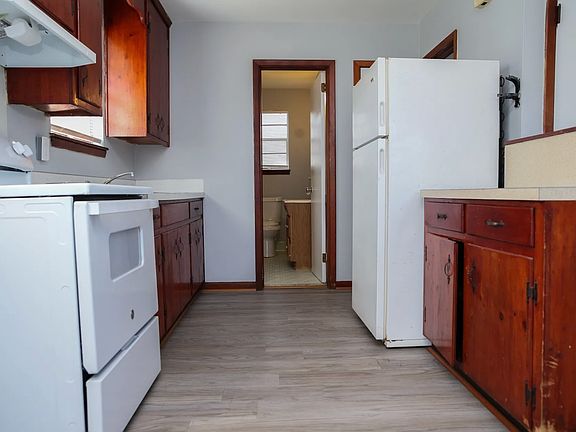 5th image of 3963 W Montague Ave #12