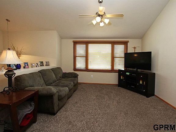 3rd image of 2221 Wesley Dr