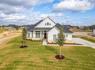 819 Wind River Pass, Azle, TX 76020