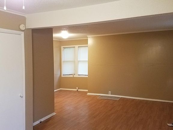 2nd image of 4016 E 70th St