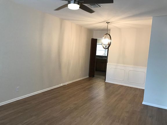 4th image of 3619 Pinebluff Dr