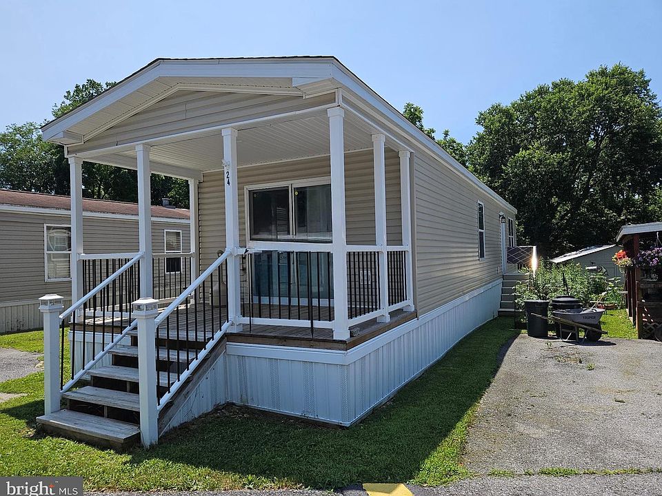 1st image of 24 Olivers Park Dr
