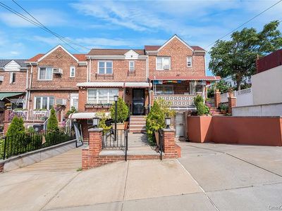 51-57 71st St, Woodside, NY, 11377