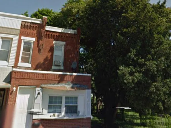 932 W 8th St, Chester, PA 19013