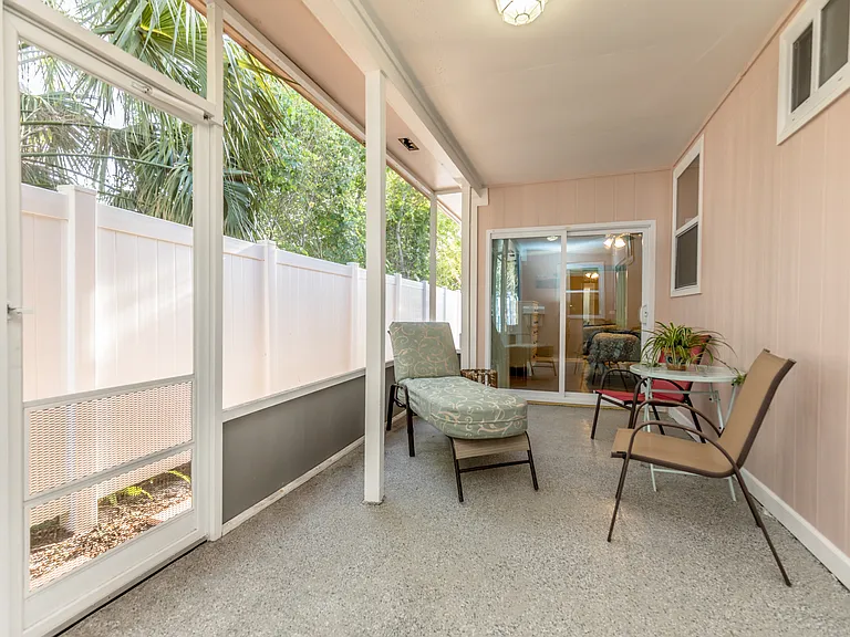 screened in porch