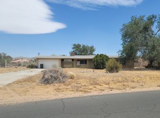 14457 Jicarilla Rd, Apple Valley, CA 92307
