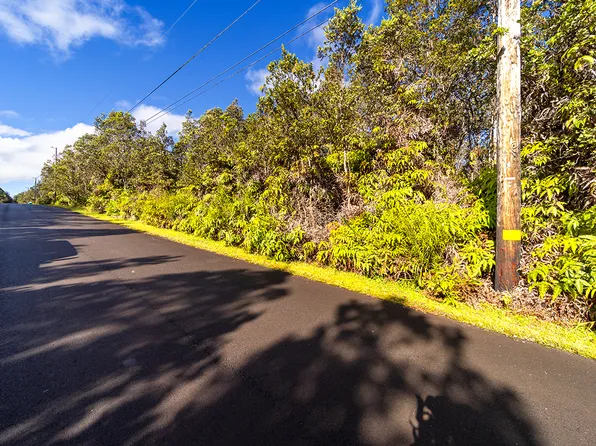 9th St Lot 797, Volcano, HI 96785