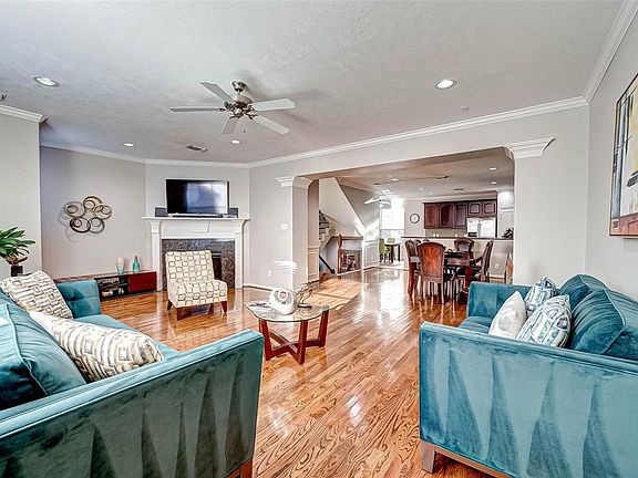 5th image of 2610 Enclave At Shady Acres Ct