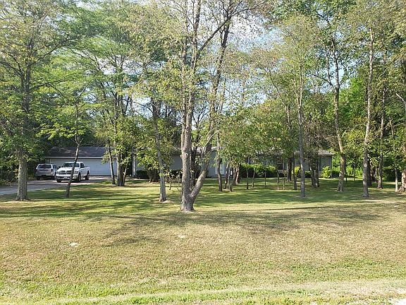 4th image of 13 Penny Ln