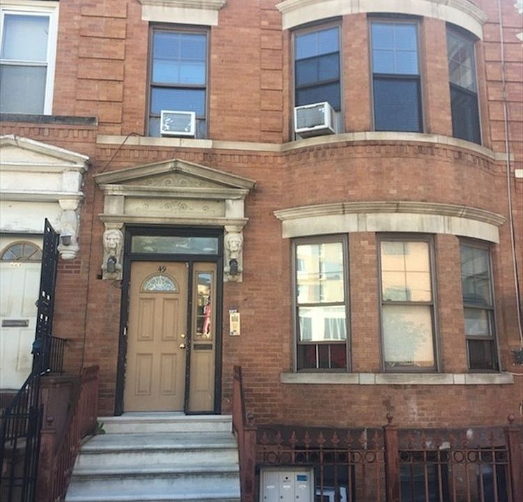 1st image of 449 Saratoga Ave #2