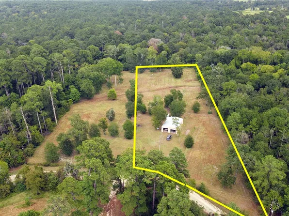 10924 Deer Ridge Rd, Bedias, TX 77831