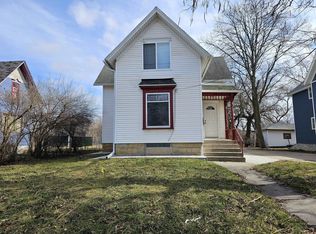 1322 8th St, Rockford, IL 61104
