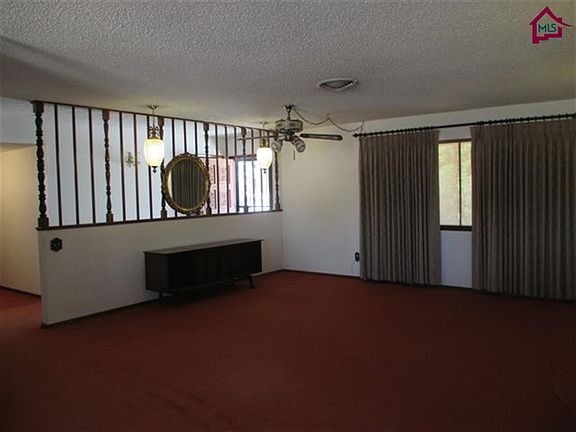 2nd image of 2500 N Valley Dr