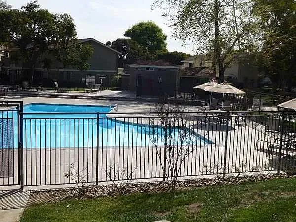 7825 Camino Glorita — Photo 12