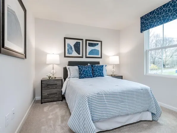 213 Day Farm Dr, Lillington, NC 27546