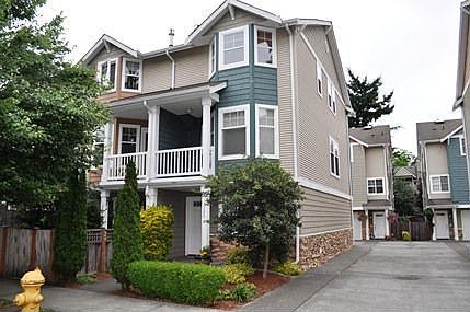 1st image of 12526A 26th Ave NE