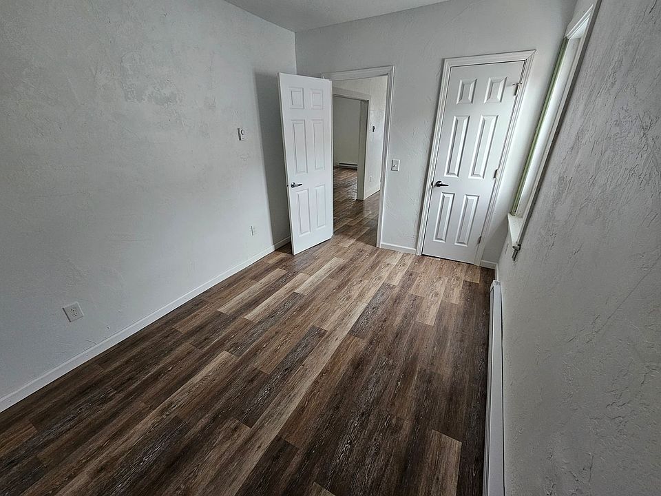 1st image of 100 N Lake St #A