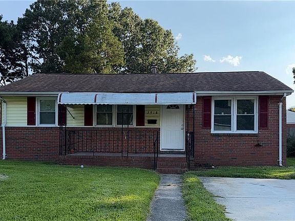 2nd image of 2918 Berkley Ave