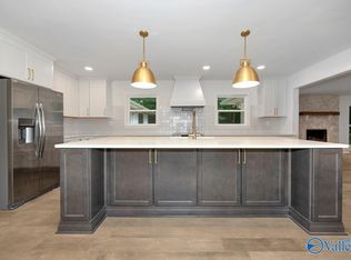 1005 Brook Ridge Cir SE, Huntsville, AL 35801