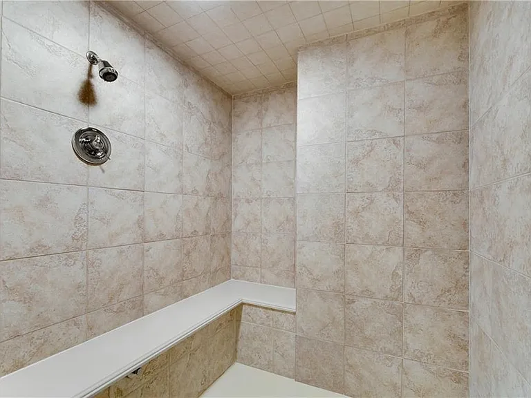 8335 Hurakan Creek Xing — Photo 35