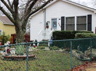 127 W 3rd St, Howell, NJ 07731