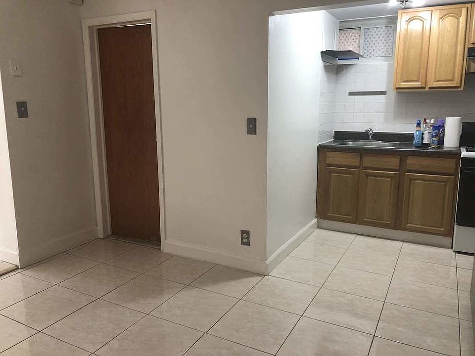 1st image of 3016 80th St #1