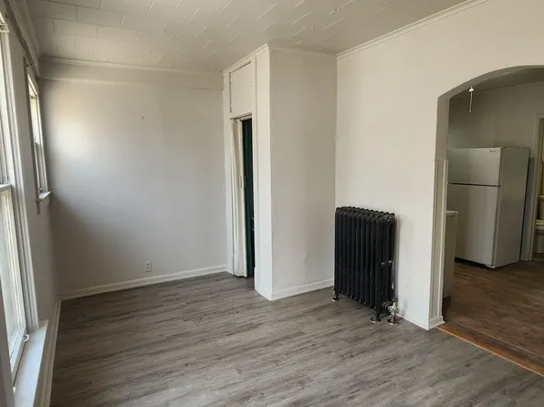 1144 36th Street_INRES, 1144 36th St #2, Des Moines, IA 50311