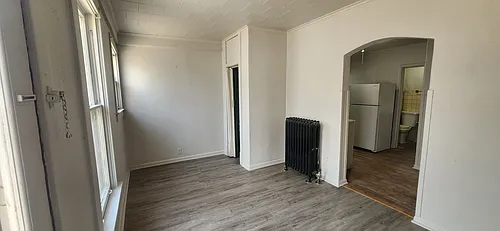 1144 36th St Photo 1