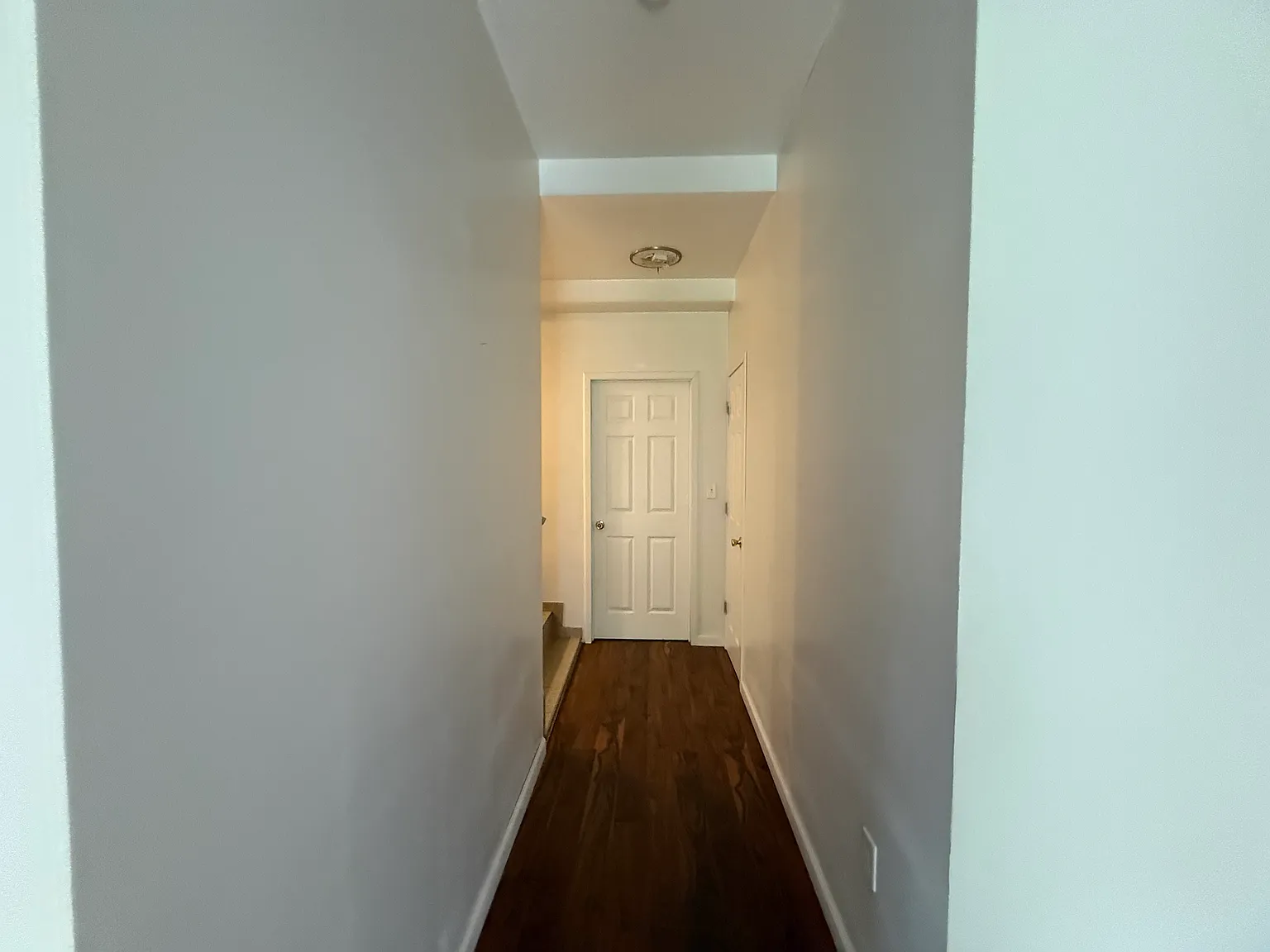 2 bed, 1000 sqft, $1,950 — Photo 2